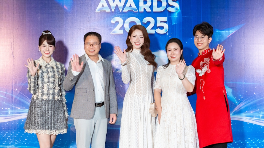 Dàn sao hội tụ tại Diamond Crown Kids Awards 2025